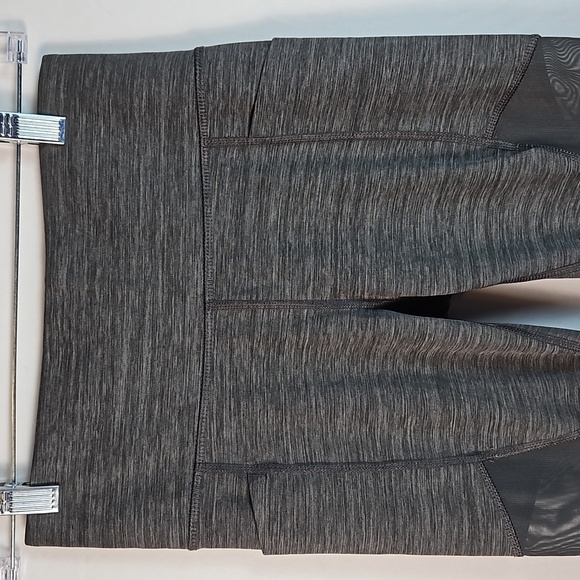 Women's Member's Mark Small Compression Athletic Ankle Leggings with Pockets T10 - Picture 2 of 6